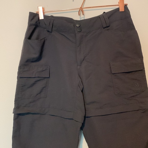 The North Face Women’s Convertible Hiking Pants / Shorts Size 10 - Picture 2 of 8